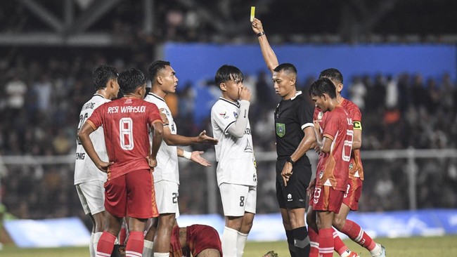 PSSI Evaluasi Kinerja Wasit yang KO Dipukul Pemain Sulteng